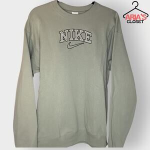 Vintage Style Nike Crewneck Sweatshirt (Old School Logo, Light Sage Green)